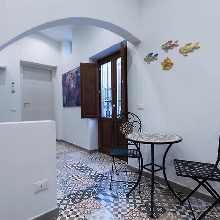 Casa Leonardo E Romeo 아파트 카스텔라마레델골포