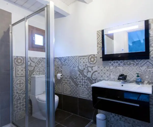 Casa Leonardo E Romeo *