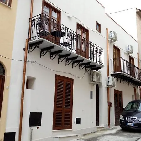 Casa Leonardo E Romeo